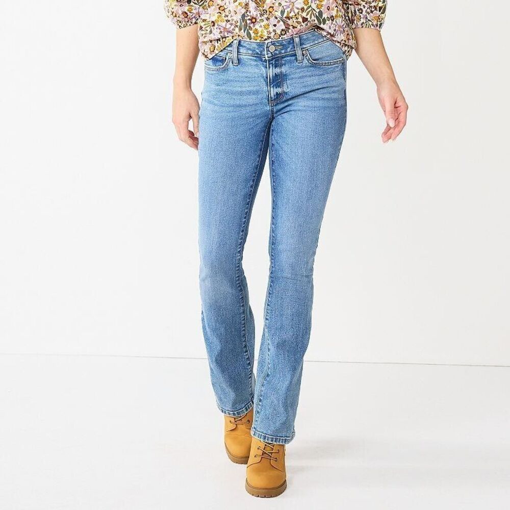 Sonoma Bootcut Everyday Jeans Womens 18 Lighter Blue Stretch NEW